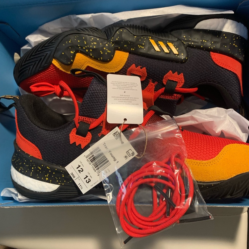Trae Young Adidas 1 GY3772 Basketball Shoes - Picture 3 of 11